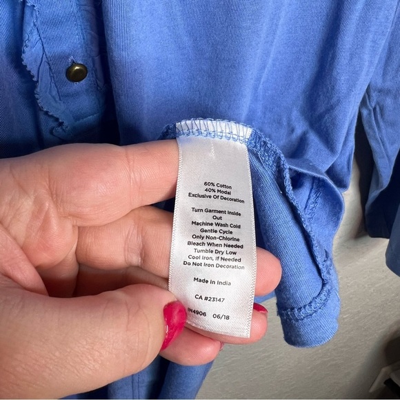 Talbots Blue Half Button Down Blouse Shirt W/ 3 Quarter Inch Sleeves - Picture 6 of 7